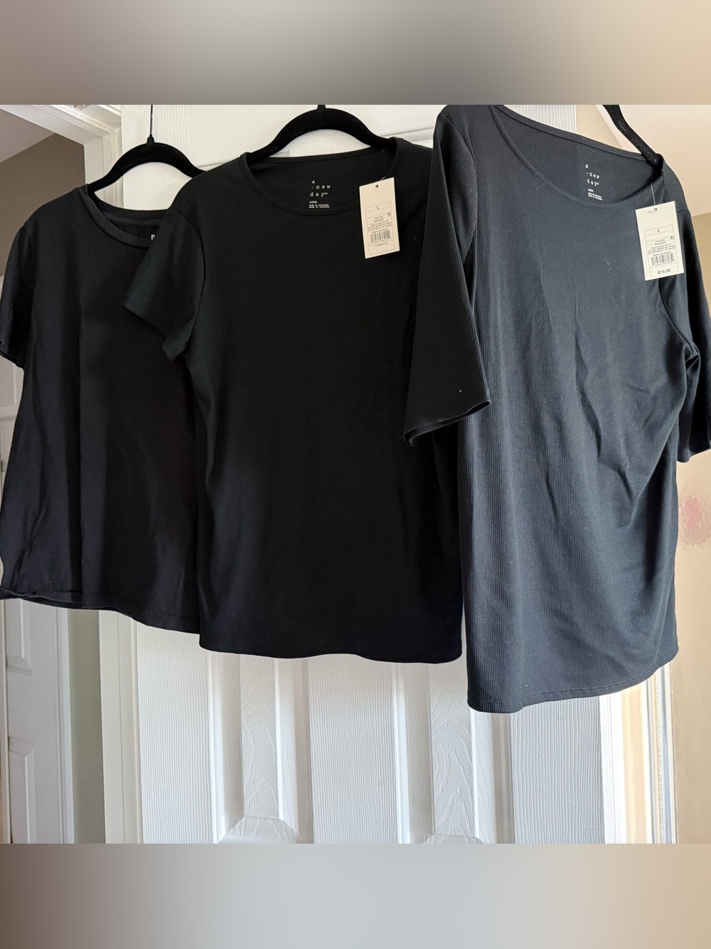 Capsule Wardrobe Black Classic ShortSleeve T-shirts Set Of 3 Size Large basics